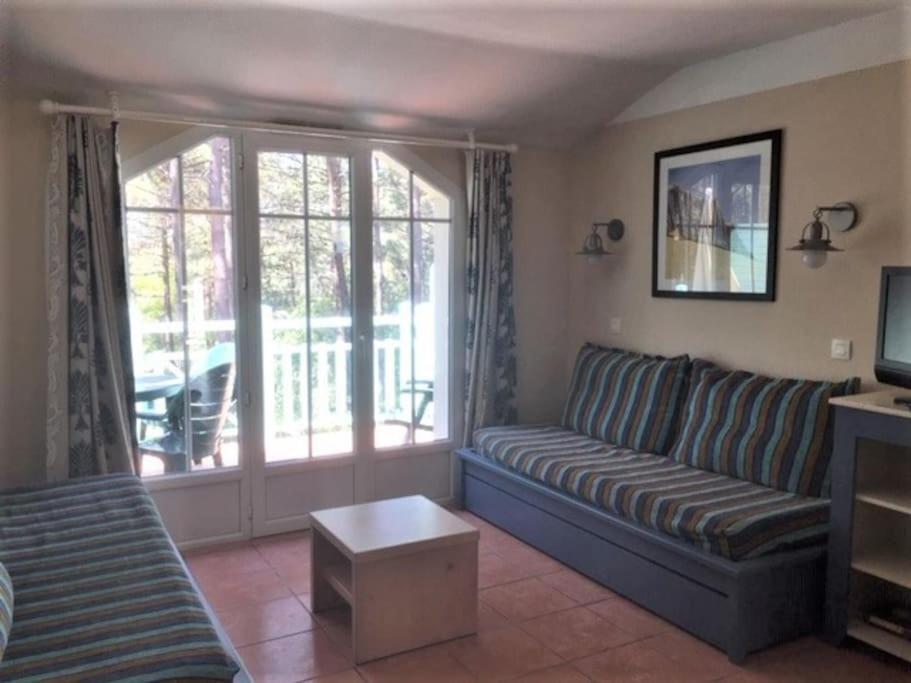 Apt T2 Calme Sur Golf, Piscine, Ocean 10 Min En Velo Lacanau Luaran gambar